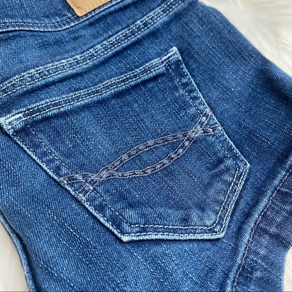Abercrombie & Fitch Pants - Abercrombie & Fitch denim short size 26